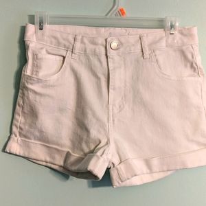 Ardene white shorts - Size Medium EUC